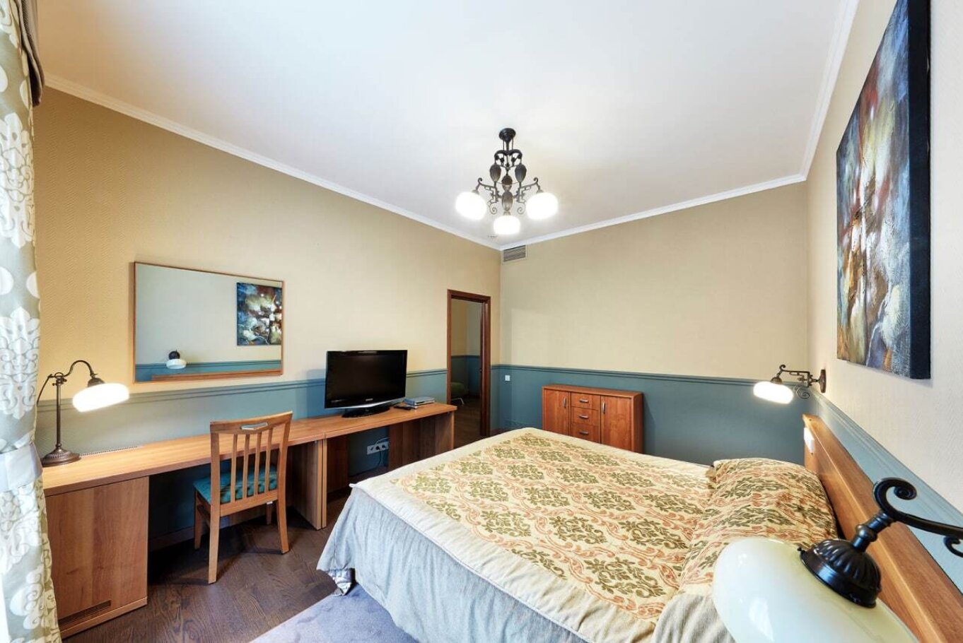hotel Frapolli Odessa. Odessa hotels